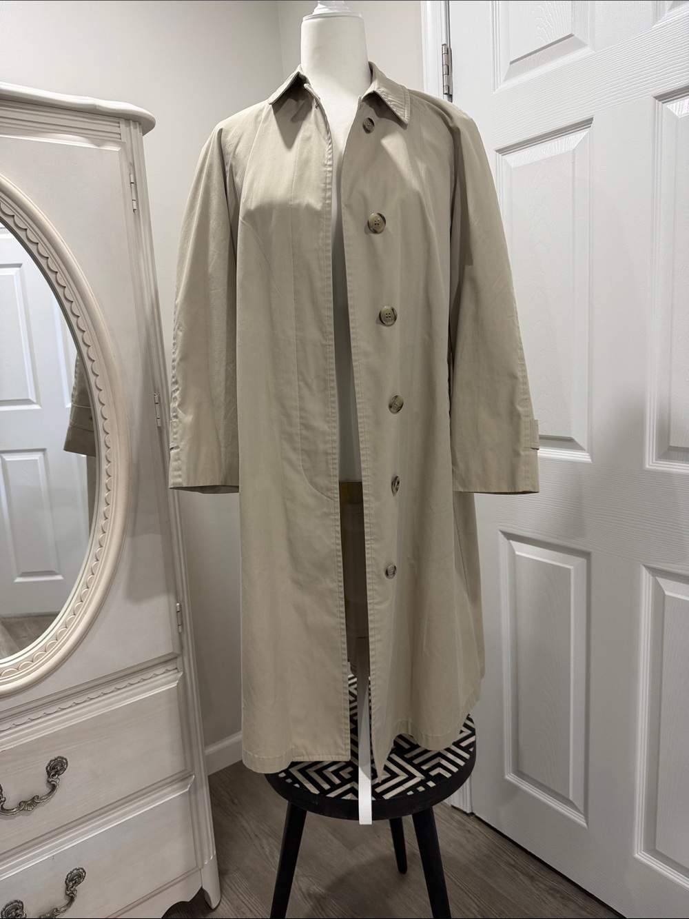 Vintage London Fog Calibre Cloth Tan Lightweight Classic Trench Coat 60’s-70’s